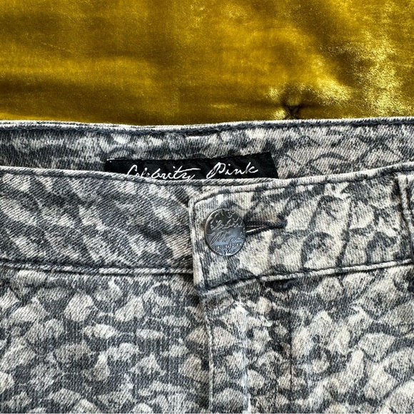 Denim Shorts - Picture 3 of 6